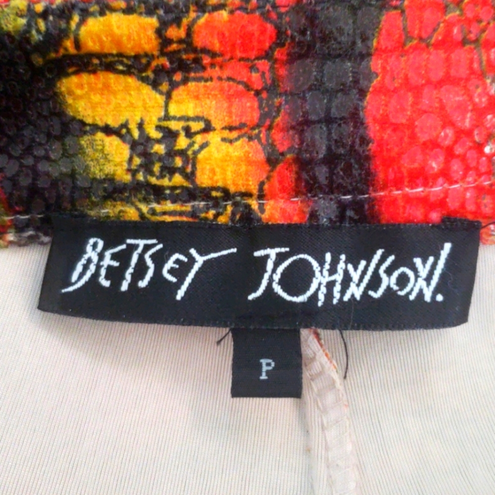 Betsy Johnson Unisex Snakeskin Design Size P